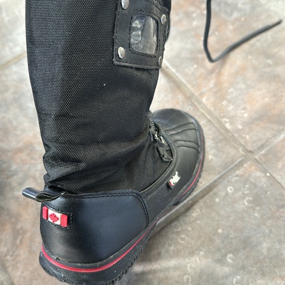 PAJAR black boots size 5.5 waterproof. Lined warm tie lace front; used - Picture 8 of 9